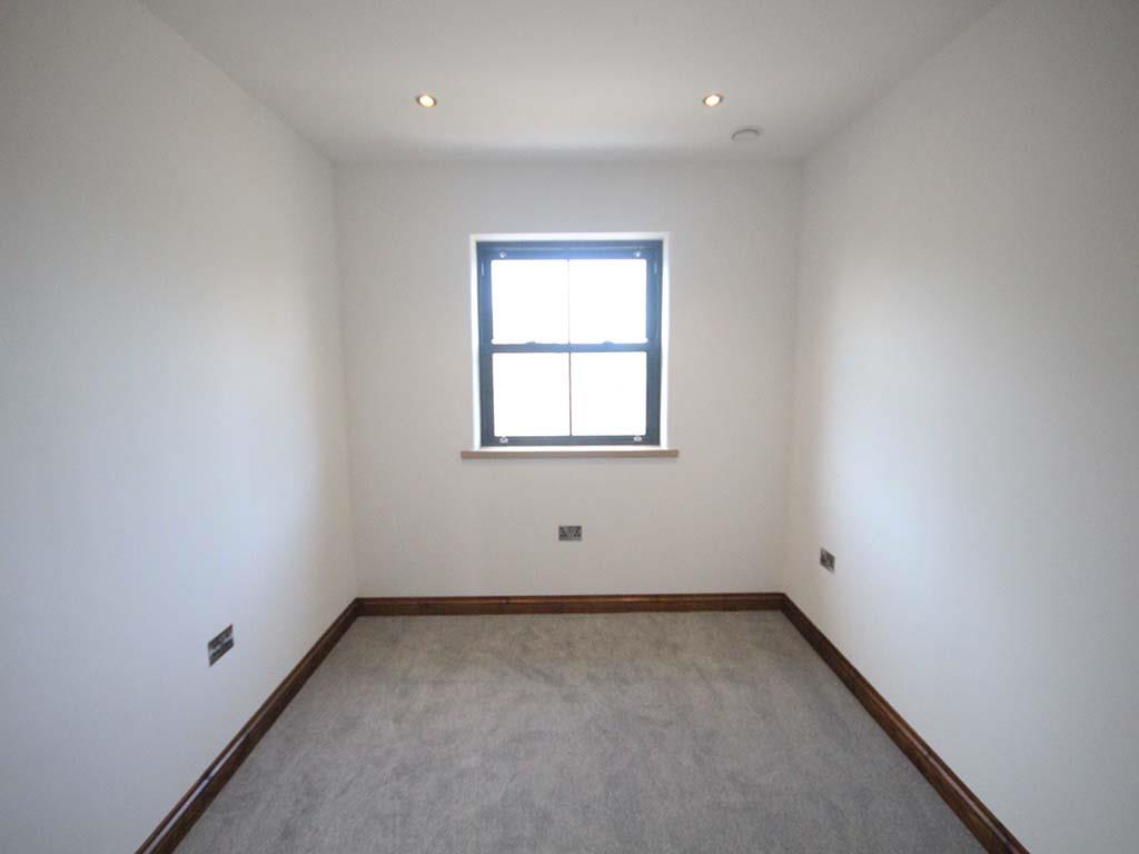 3 bedroom semi-detached house Let Agreed in Barnoldswick - IMG_6524.JPG